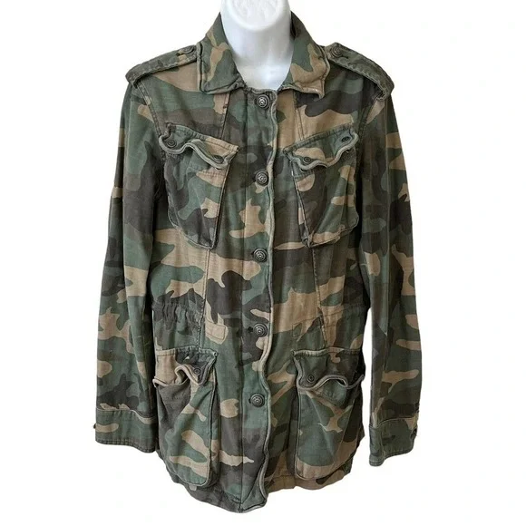 𝅺FREE People Not Your Brothers Faded Green Camo Print Surplus Shacket Jacket XS - Picture 2 of 14